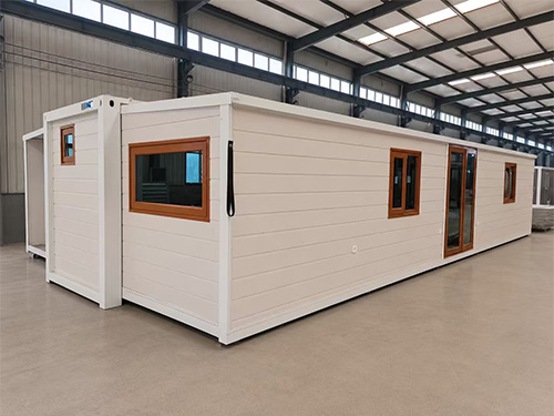 Expandable House