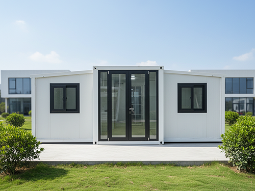 Expandable House
