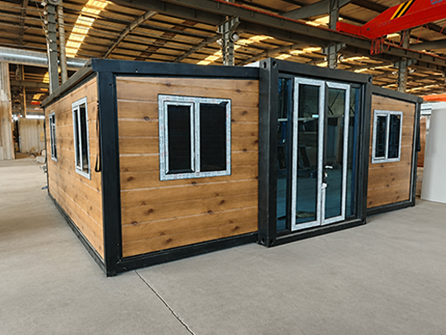 Expandable House