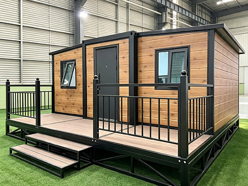 Expandable House