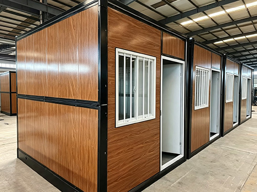 Foldable House